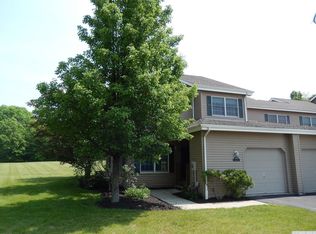 188 Cinnamon Cir, Rhinebeck, NY 12572