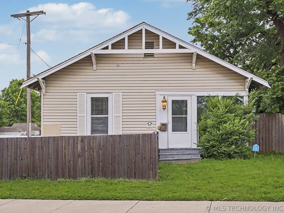 1st image of 2803 E 3rd St