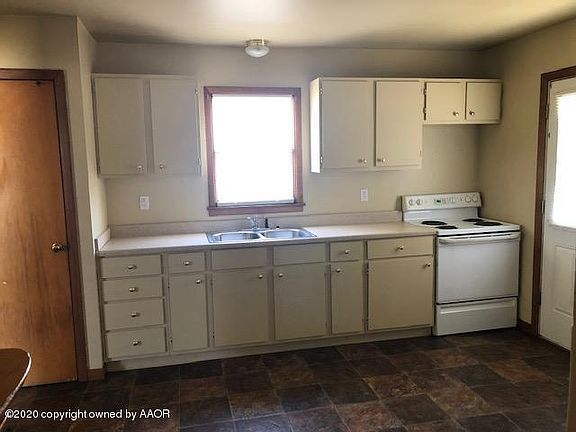 5th image of 1417 Brook Ave