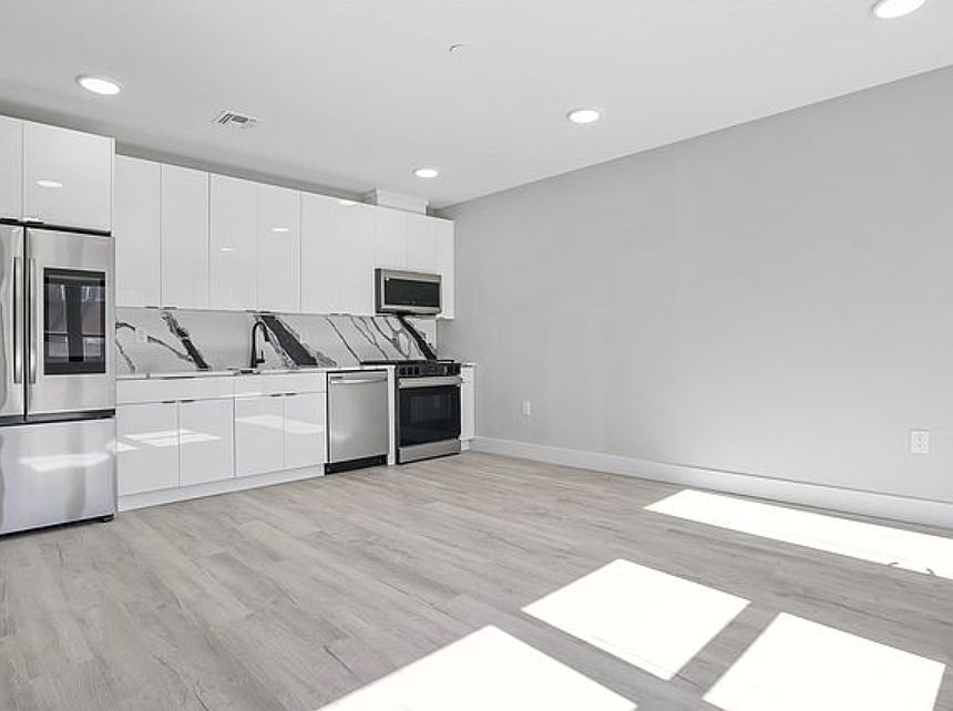 1st image of 187 Culver Ave #407