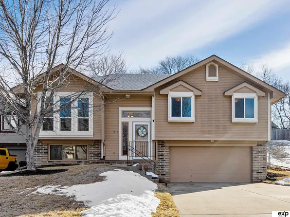 7215 N 82nd Ave, Omaha, NE 68122
