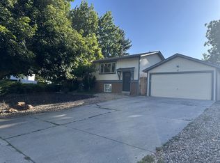 12834 E Florida Dr, Aurora, CO 80012