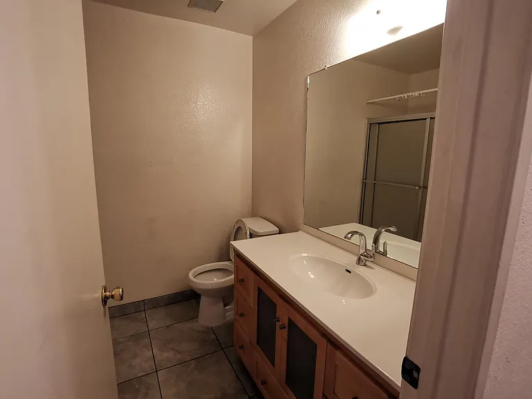 137 E Manzanita Ln — Photo 11