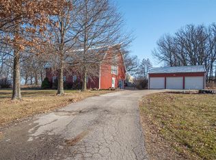24644 Pine Tree Dr, Lebanon, MO 65536
