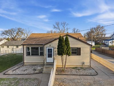 407 3rd St NE, Mandan, ND, 58554