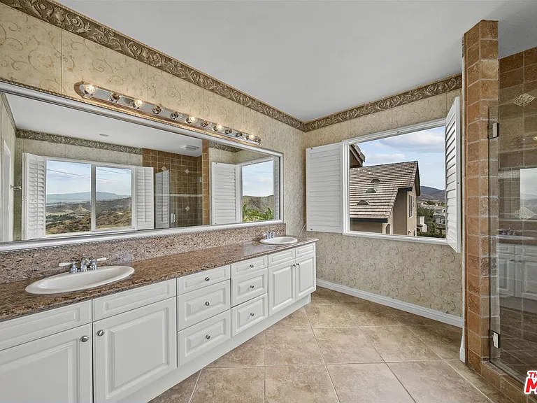 28760 Bridger Ct — Photo 23