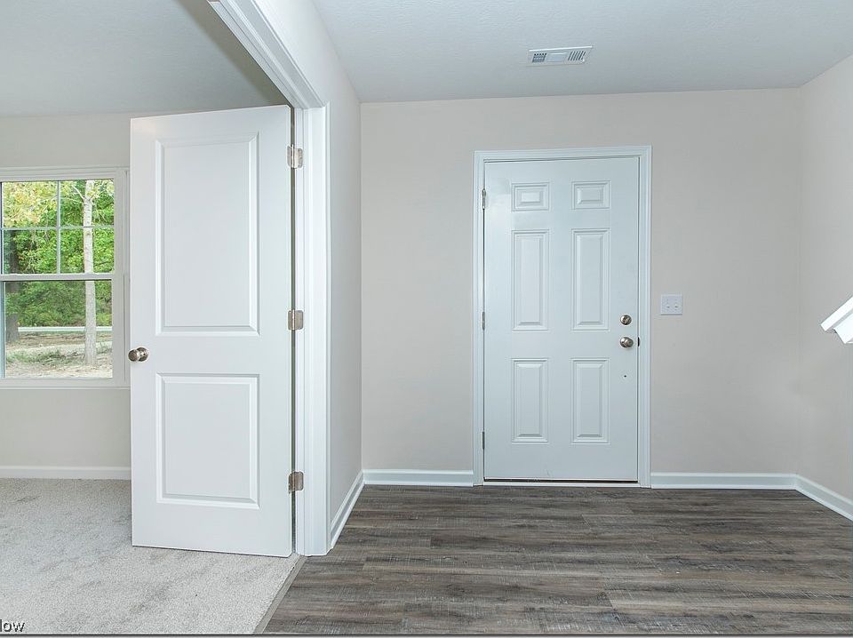 27283 Bagley Rd, Olmsted Falls, OH 44138 Zillow