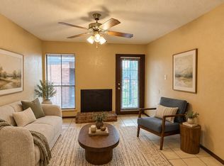 13480 S Thorntree Dr APT 316, Houston, TX 77015