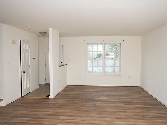 2nd image of 148 Morningside Dr