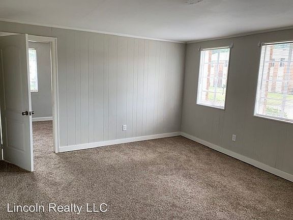 4th image of 1707 N Ashley St APT 19