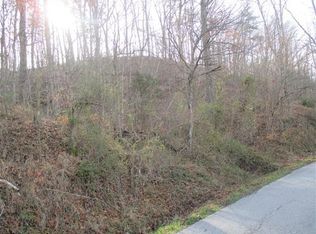 1111 Jr Rowland Rd, Williamsburg, KY 40769