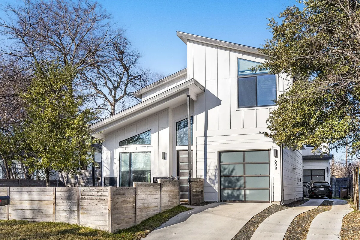 Building Photo - 608 Hammack Dr #1