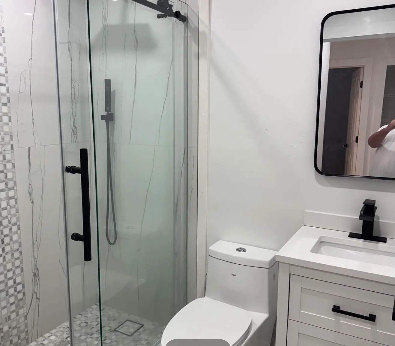 2 bed, 1075 sqft, $2,100 — Photo 3