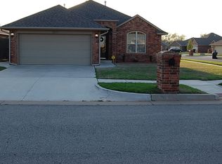 3205 Tenkiller Ct, Yukon, OK 73099