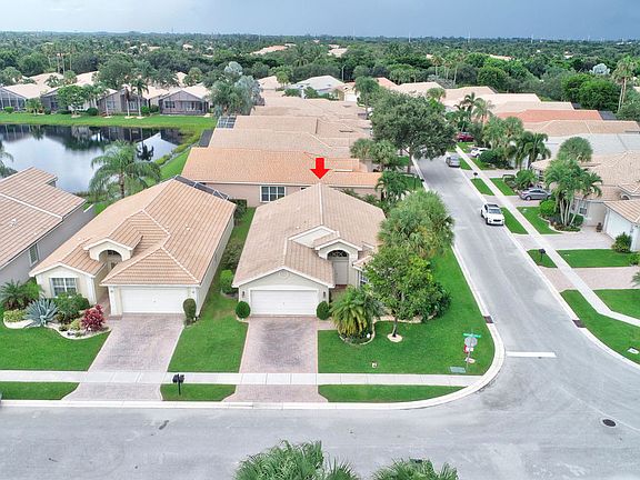 3rd image of 13524 Cordoba Lake Way