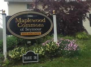 94 Maple St, Seymour, CT 06483