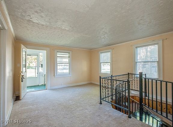 2nd image of 532 Pleasant St