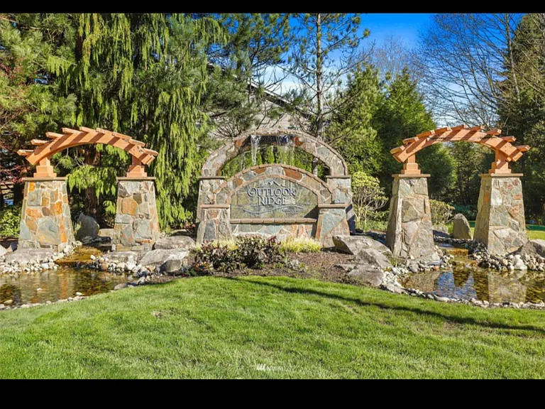 11703 60th Ave SE — Photo 32