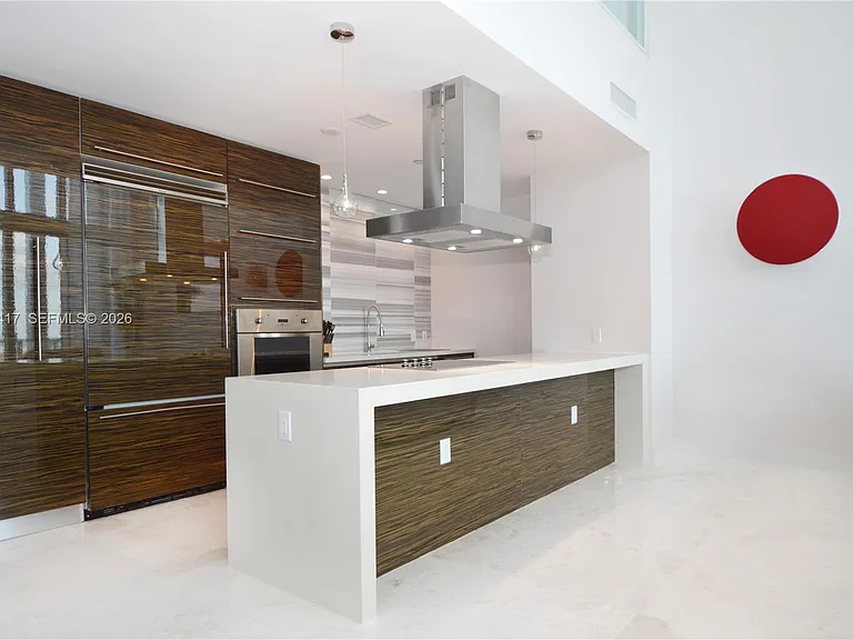 1100 Biscayne Blvd #6104 — Photo 7