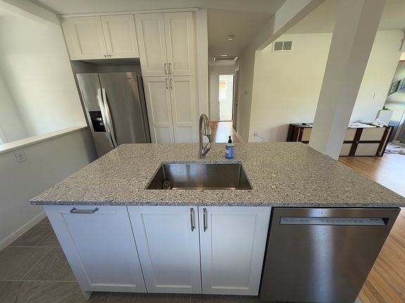 Kitchen island for convenient prep and built in seating