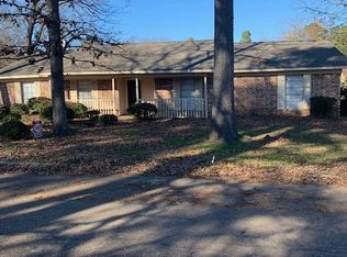 1012 W 14th St, Hope, AR 71801