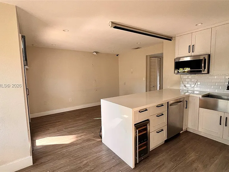 3538 SW 17th St #1B — Photo 13