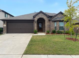 1252 Coyote Rdg, Aubrey, TX 76227