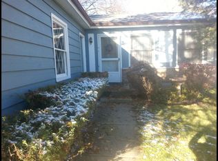 650 Cherry Valley Rd, Vernon Hills, IL 60061