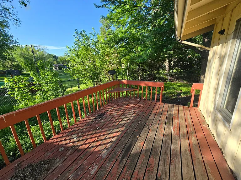 6931 SW Towerview Ln — Photo 2
