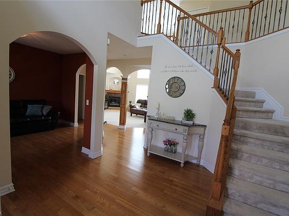 4th image of 8050 Brook Cir