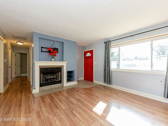 4th image of 37244 N Grandwood Dr