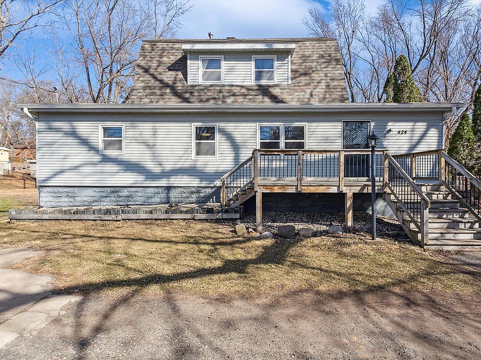 1st image of 424 Mahtomedi Ave
