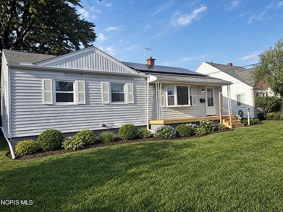 3rd image of 2902 Claredale Rd