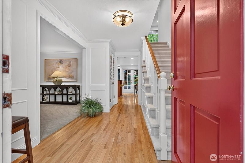 4th image of 3315 129th Avenue NE
