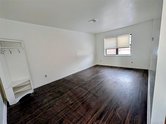 4th image of 209-28 Hillside Ave Floor 2