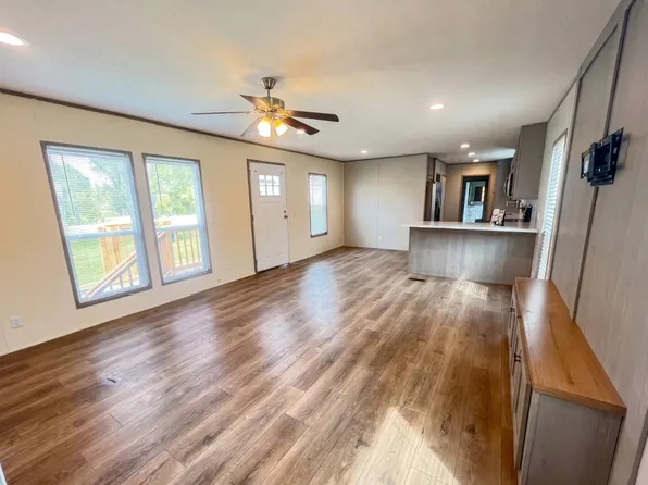 18733 Samuels Rd #102, Zachary, LA 70791