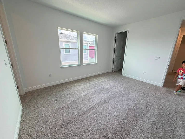 9945 Peebles St — Photo 6