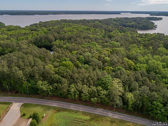 3rd image of 518 Highway 903