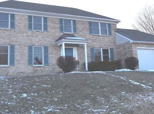 20 Deer Track Ln, Newark, DE 19711