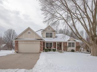 2117 NE Waterfield Pl, Blue Springs, MO 64014