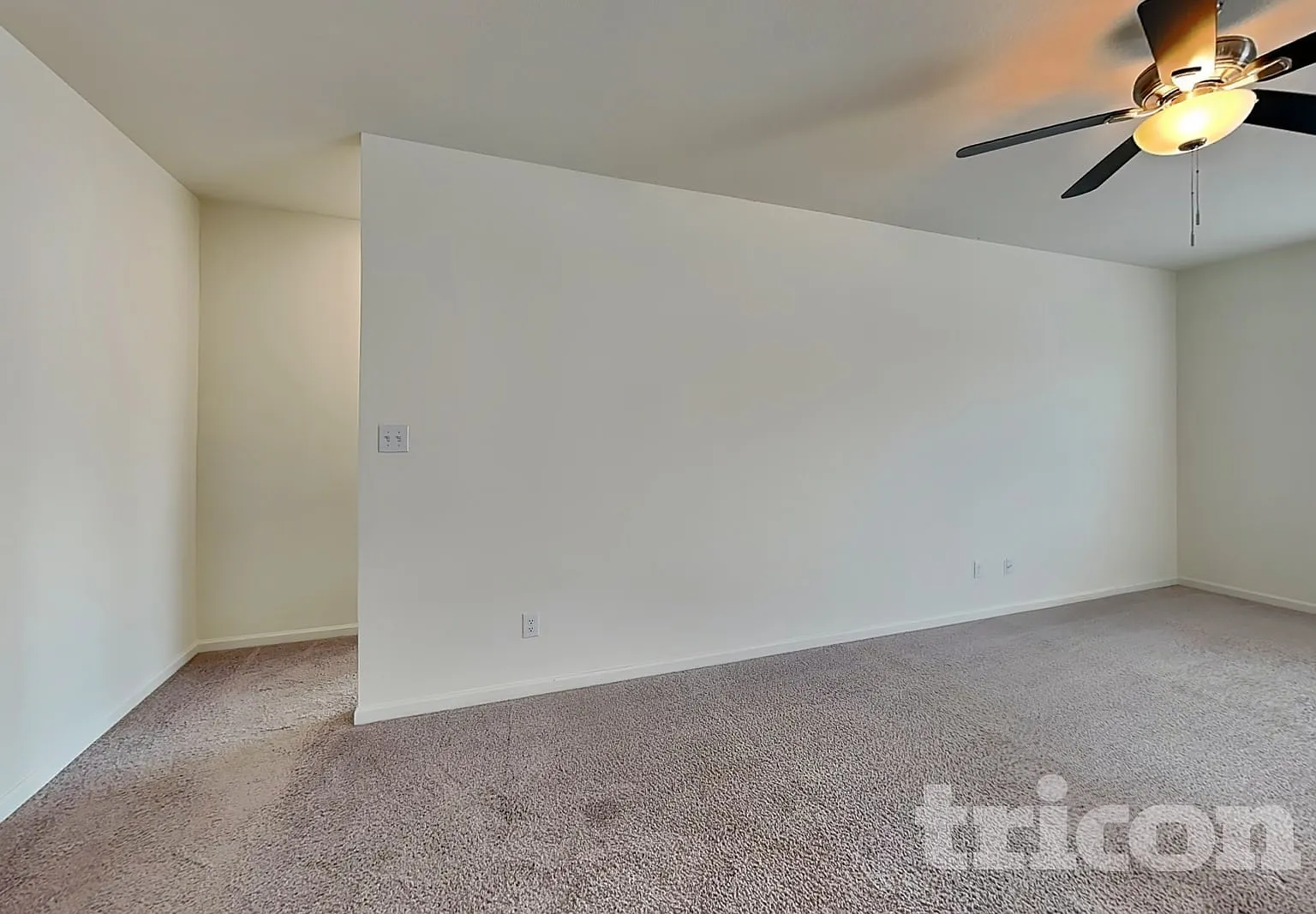 2532 Sanders Creek Drive Glenn Heights TX — Photo 2
