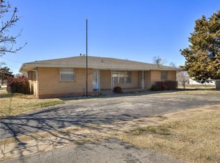 201 N Dewey, Corn, OK 73024