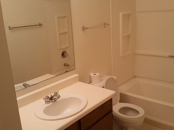 5th image of 355 N Oakhurst Dr APT 26