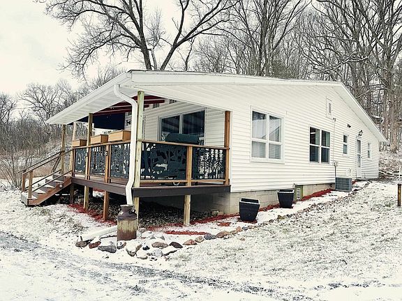 3rd image of E13314 Suekay Dr