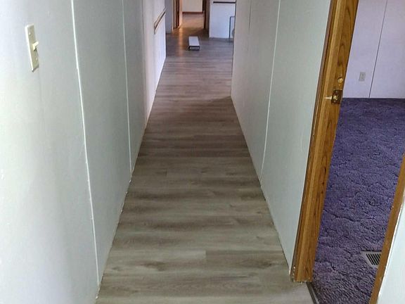 4th image of 611 Charles St #611