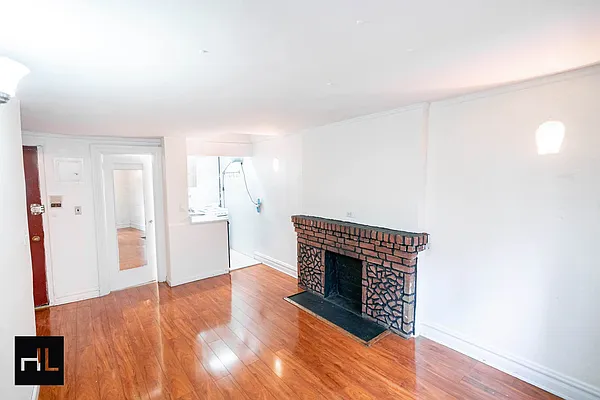 Rented by Highline Residential | media 4
