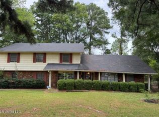 114 California Pl, Jackson, MS 39213