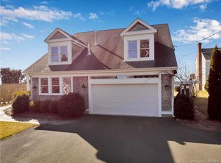 138 Pawson Rd, Branford, CT 06405