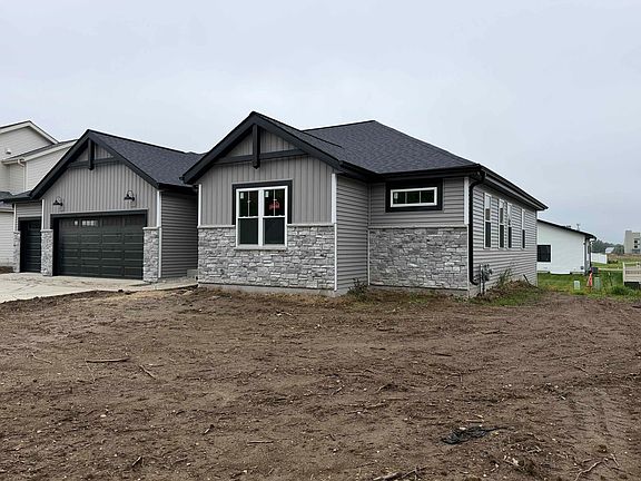 3rd image of 5805 Bridle Way