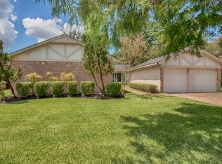 16206 Tibet Rd, Friendswood, TX 77546